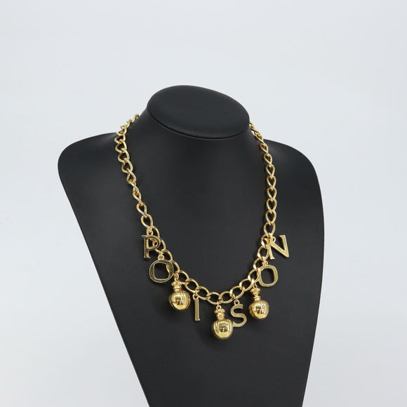 Christian Dior Chain Necklace metal Gold Tone Auth am9415V