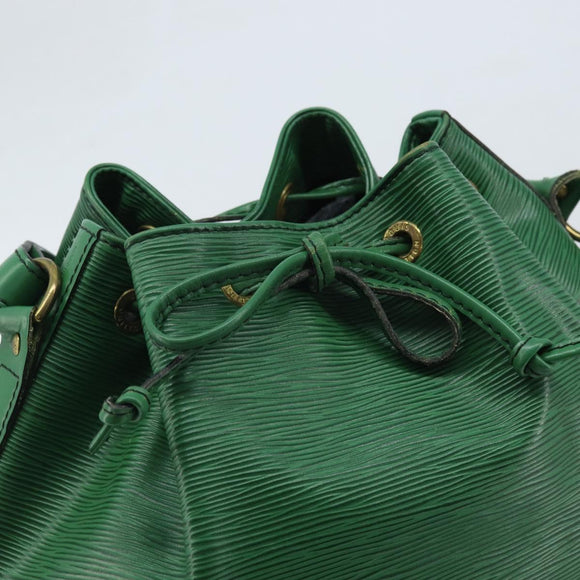 LOUIS VUITTON Epi Petit Noe Shoulder Bag Green M44104 LV Auth AMZ056