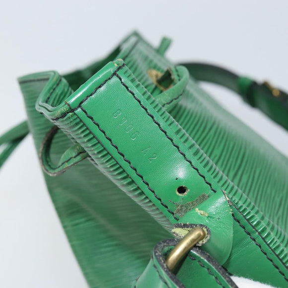 LOUIS VUITTON Epi Petit Noe Shoulder Bag Green M44104 LV Auth AMZ056