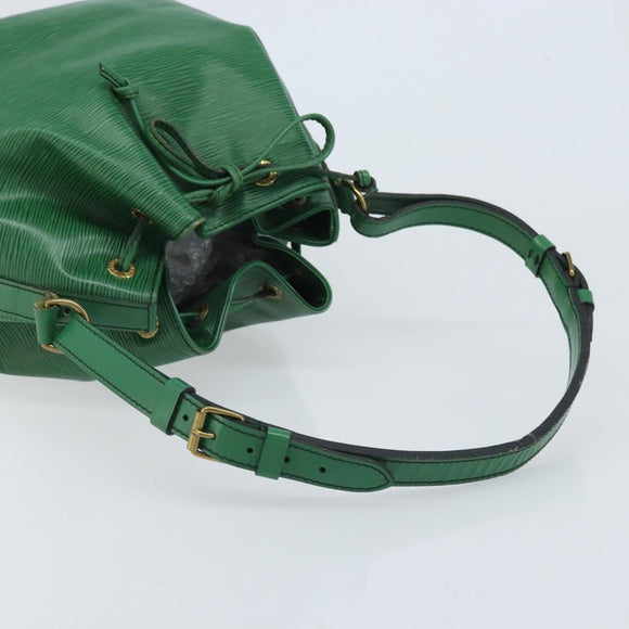 LOUIS VUITTON Epi Petit Noe Shoulder Bag Green M44104 LV Auth AMZ056