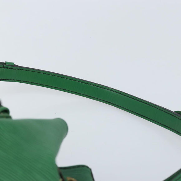 LOUIS VUITTON Epi Petit Noe Shoulder Bag Green M44104 LV Auth AMZ056