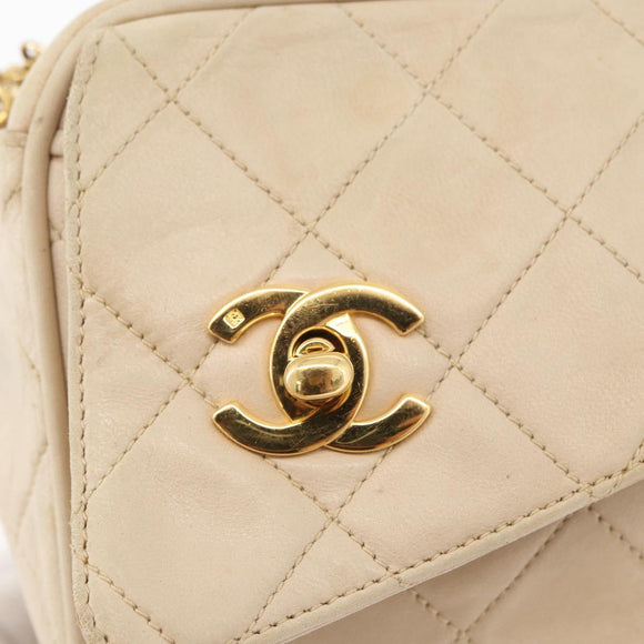 CHANEL Matelasse Chain Shoulder Bag Lamb Skin Ivory Gold CC Auth AMZ315