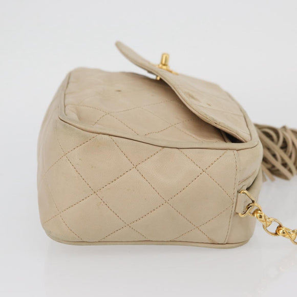 CHANEL Matelasse Chain Shoulder Bag Lamb Skin Ivory Gold CC Auth AMZ315