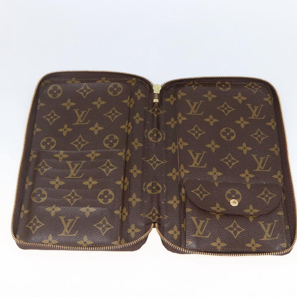 LOUIS VUITTON Monogram Poche Escapade Travel Case M60113 LV Auth AMZ316