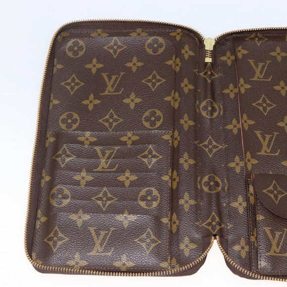 LOUIS VUITTON Monogram Poche Escapade Travel Case M60113 LV Auth AMZ316