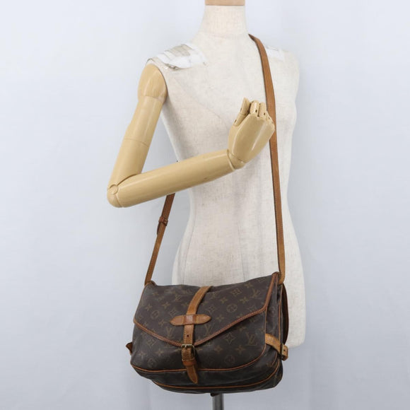 LOUIS VUITTON Monogram Saumur 30 Shoulder Bag M42256 LV Auth AMZ352