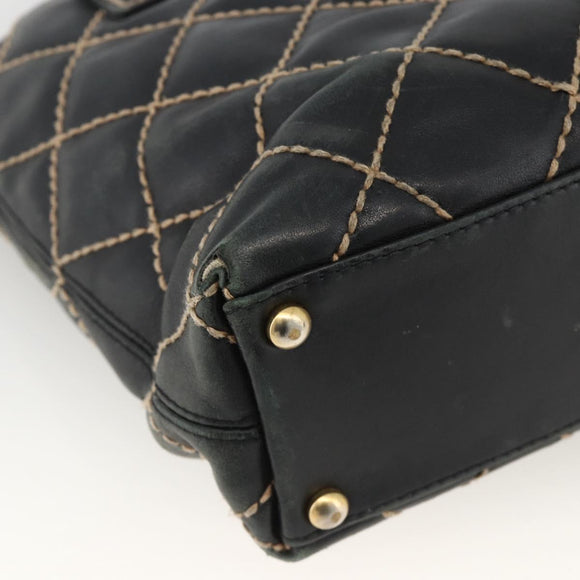 CHANEL Matelasse Wild Stitch Tragetasche Leder Schwarz Gold CC Auth AMZ509