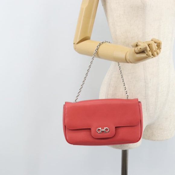 Salvatore Ferragamo Gancini Chain Shoulder Bag Leather Pink Silver Auth AMZ563A