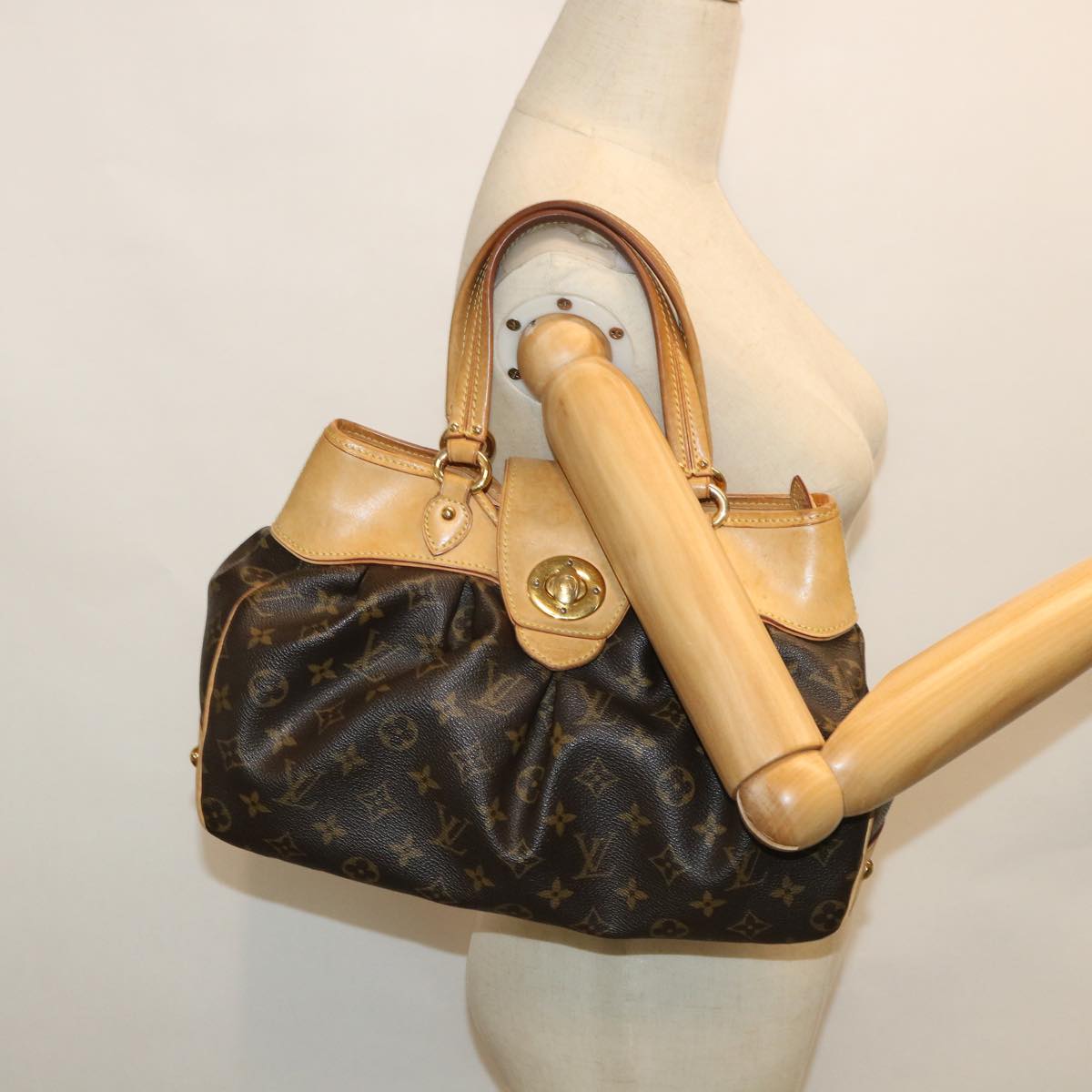 LOUIS VUITTON Monogram Boetie PM Shoulder Bag M45715 LV Auth ar10152B