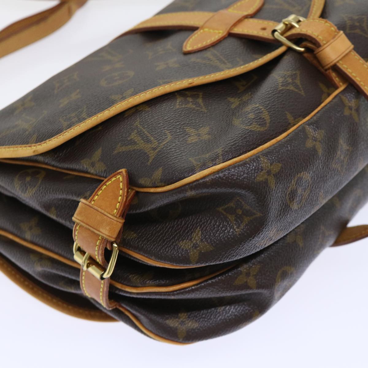 LOUIS VUITTON Monogram Saumur 30 Shoulder Bag M42256 LV Auth ar10160B