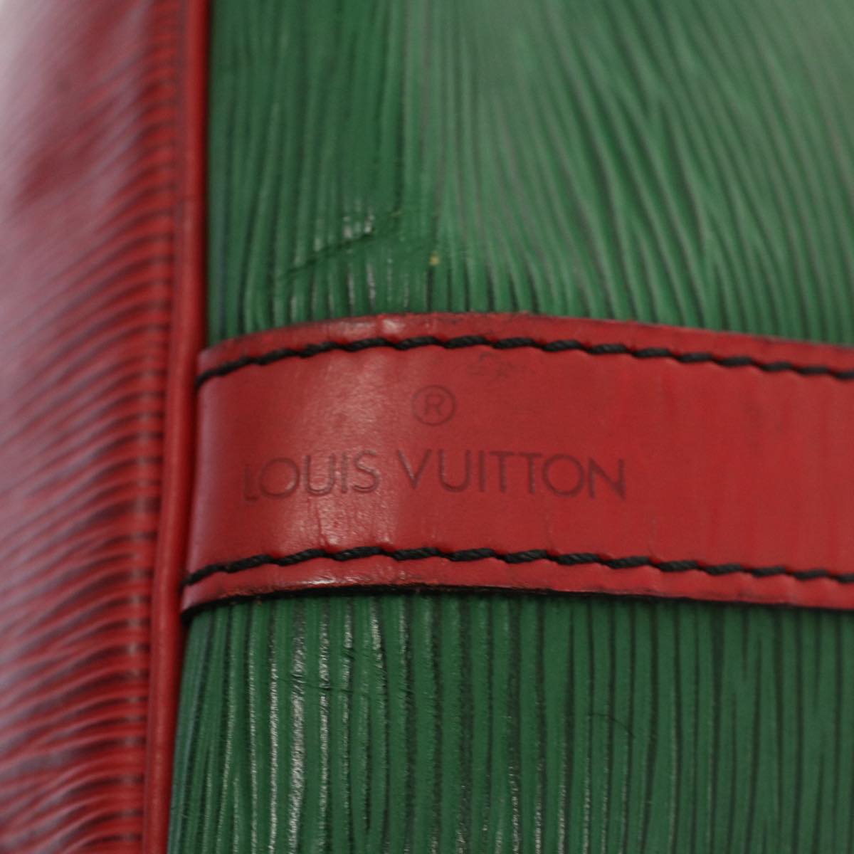 LOUIS VUITTON Epi Petit Noe Shoulder Bag Green Red M44147 LV Auth ar10171B