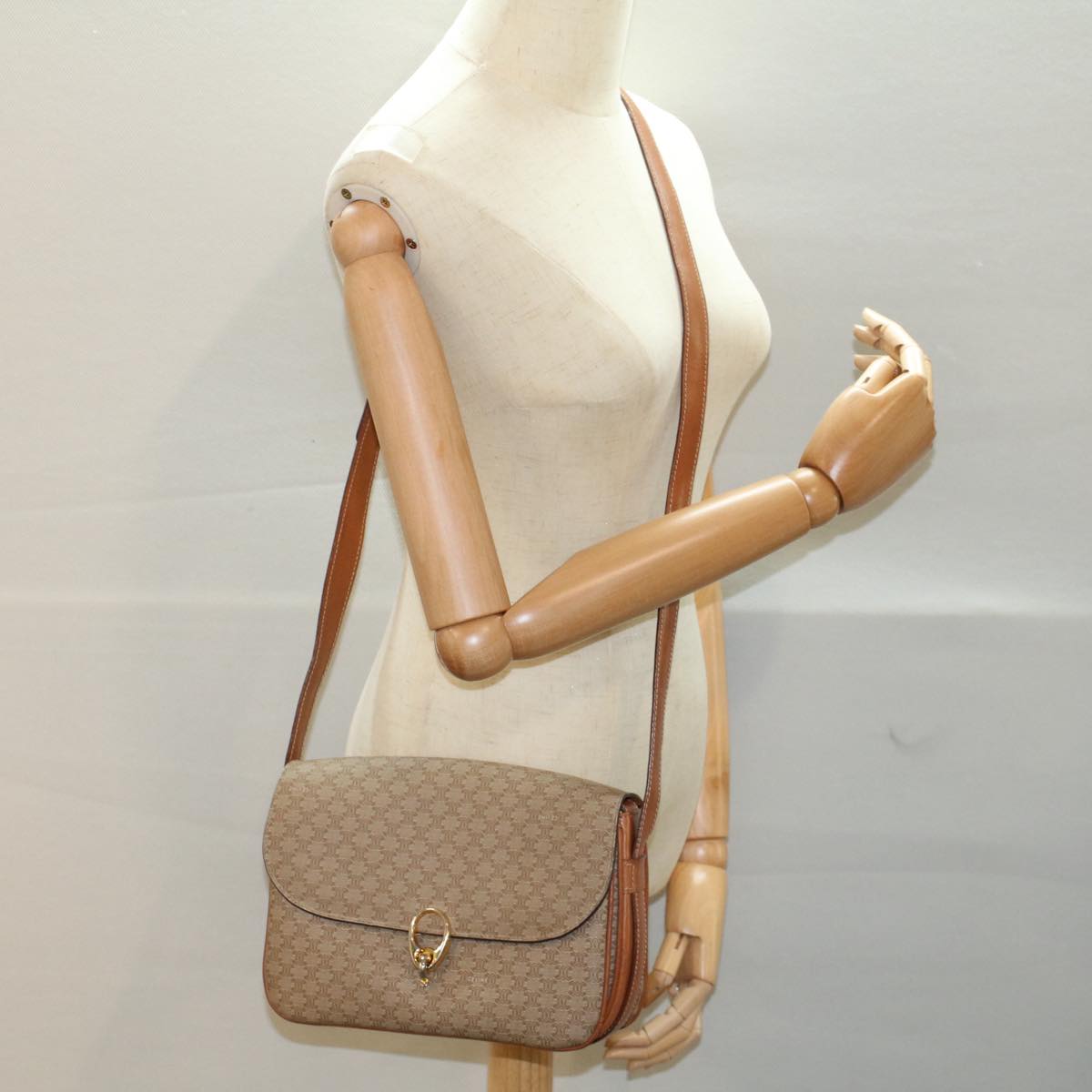 CELINE Macadam Canvas Shoulder Bag Beige Auth ar10274