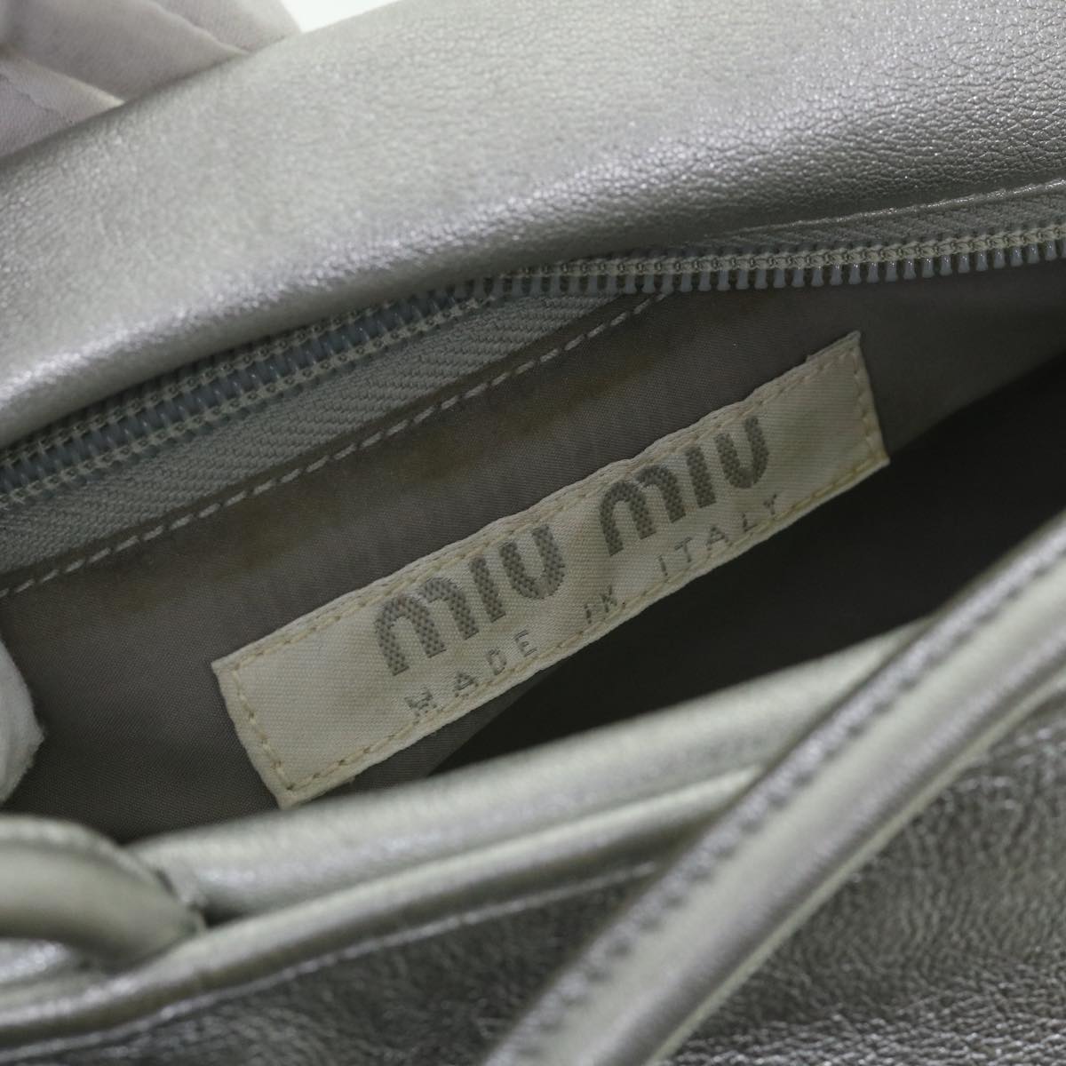 Miu Miu Shoulder Bag Leather Silver Auth ar10400
