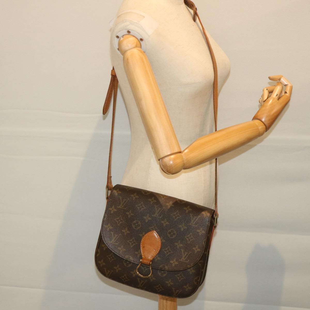 LOUIS VUITTON Monogram Saint Cloud GM Shoulder Bag M51242 LV Auth ar10530B