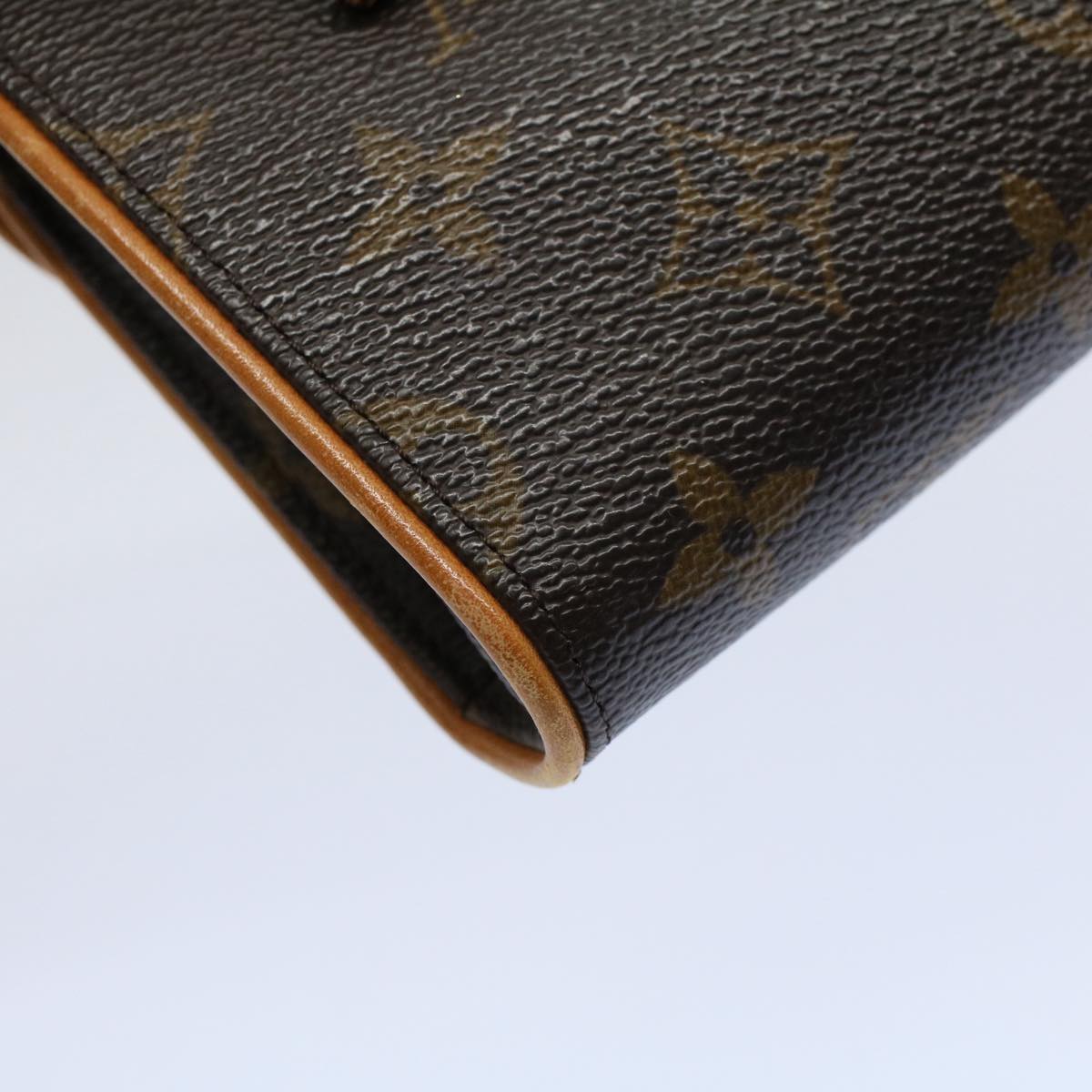 LOUIS VUITTON Monogram Pochette Florentine Waist bag M51855 LV Auth ar10540B