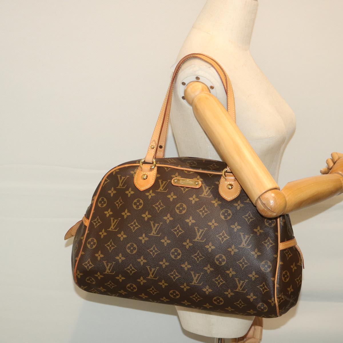 LOUIS VUITTON Monogram Montorgueil GM Shoulder Bag M95566 LV Auth ar10551B