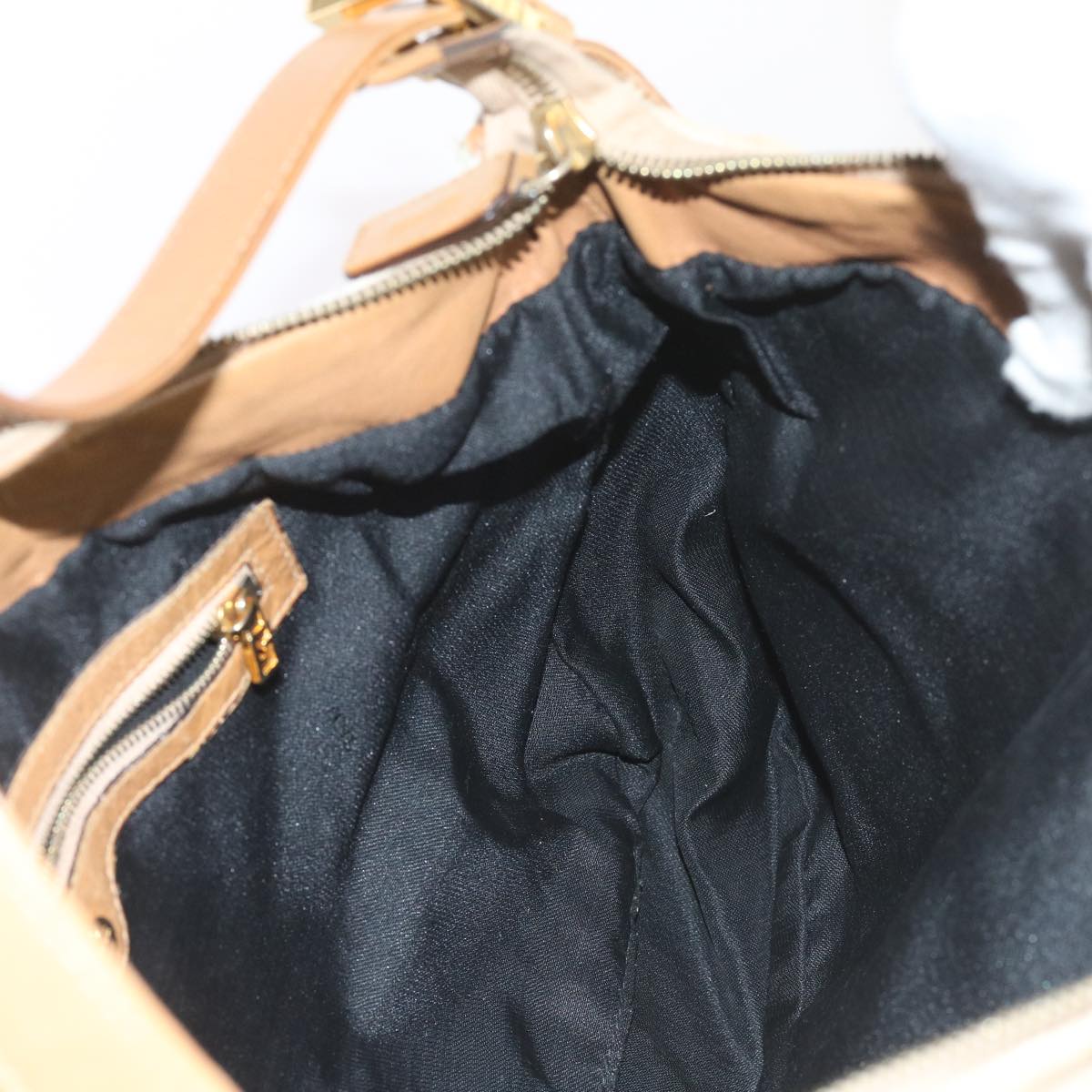 FENDI Mamma Baguette Shoulder Bag Harako leather Beige Auth ar10608B