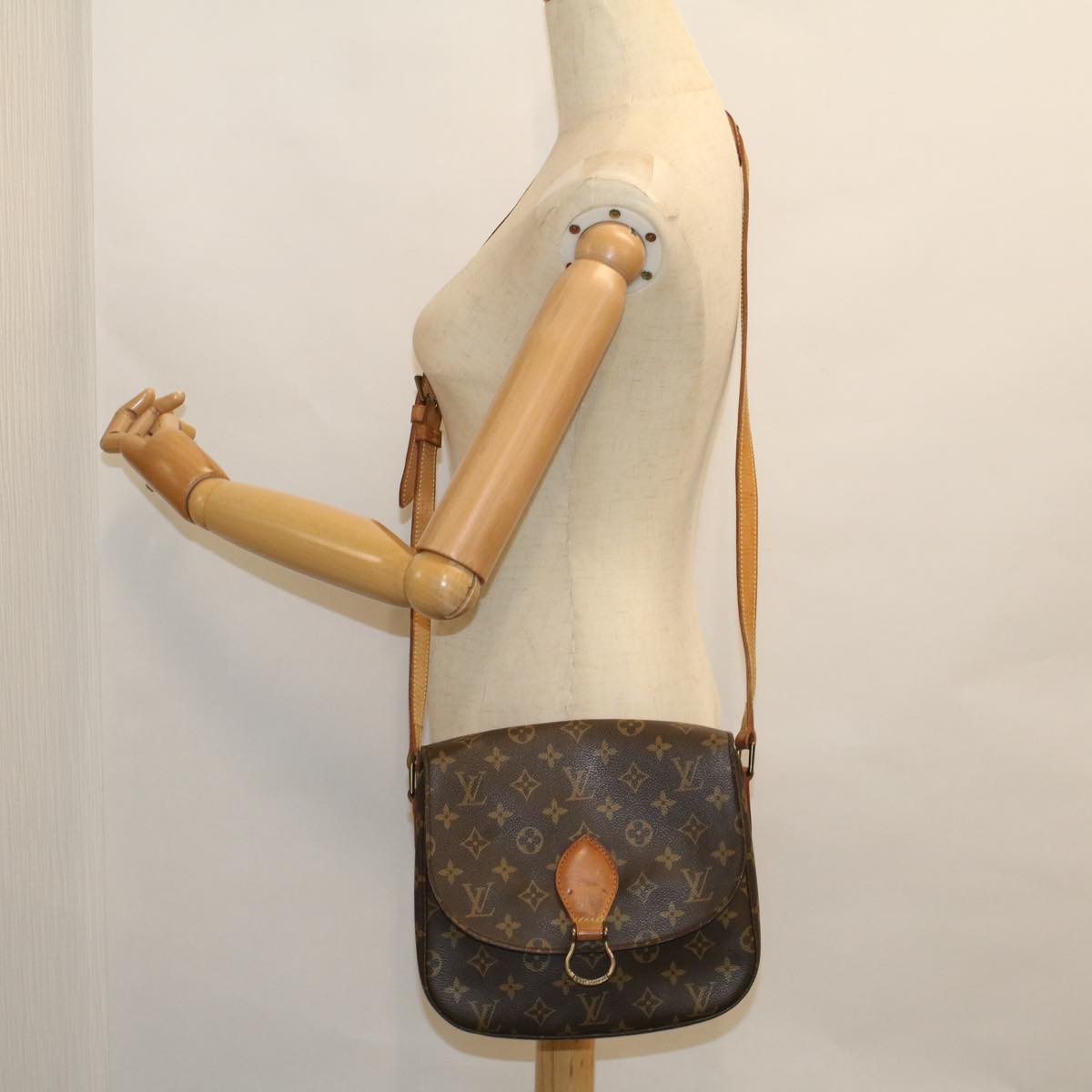 LOUIS VUITTON Monogram Saint Cloud GM Shoulder Bag M51242 LV Auth ar10624B