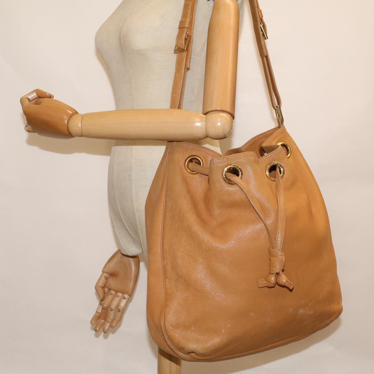 LOEWE Shoulder Bag Leather Beige Auth ar10766