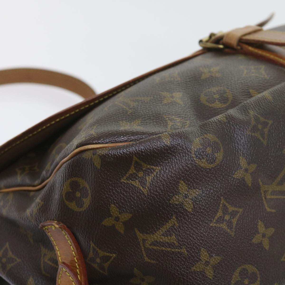 LOUIS VUITTON Monogram Saumur 35 Shoulder Bag M42254 LV Auth ar10836B