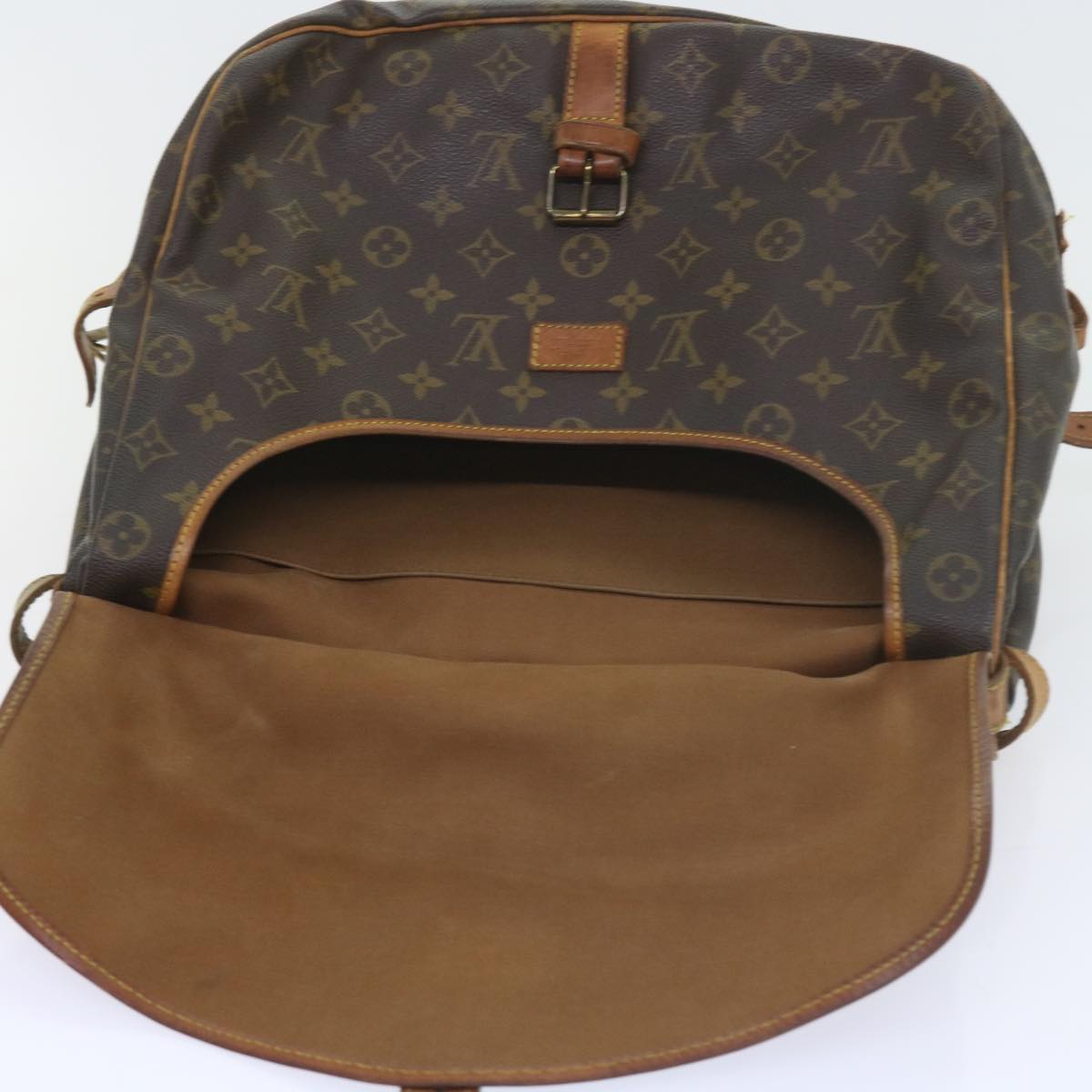 LOUIS VUITTON Monogram Saumur 35 Shoulder Bag M42254 LV Auth ar10836B