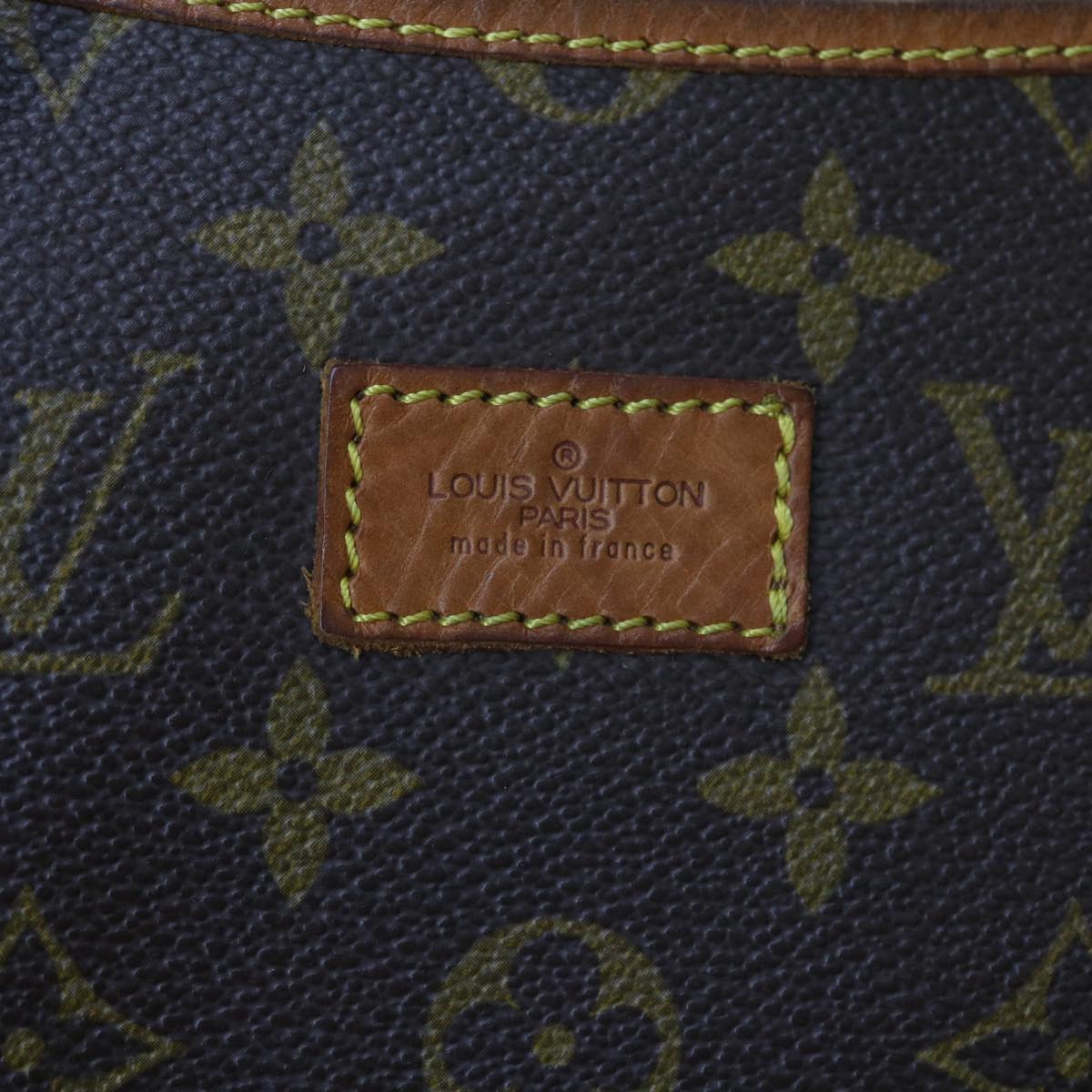 LOUIS VUITTON Monogram Saumur 35 Shoulder Bag M42254 LV Auth ar10836B