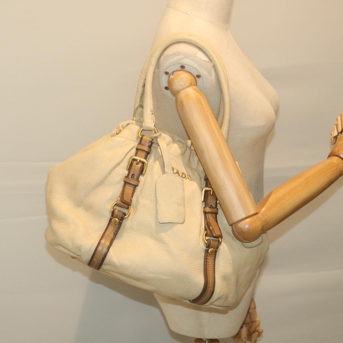 PRADA Shoulder Bag Leather Beige Auth ar10845B