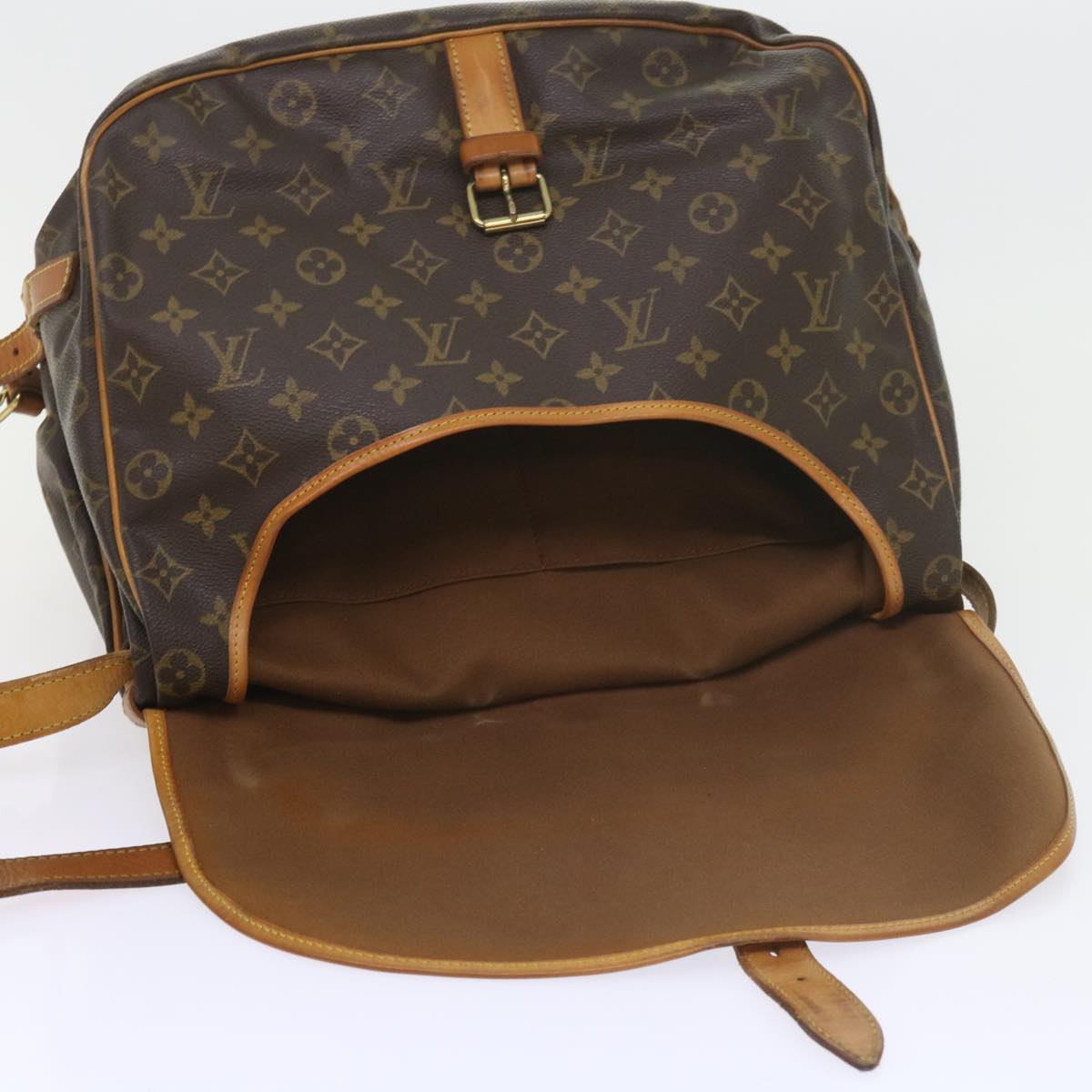 LOUIS VUITTON Monogram Saumur 35 Shoulder Bag M42254 LV Auth ar10846B