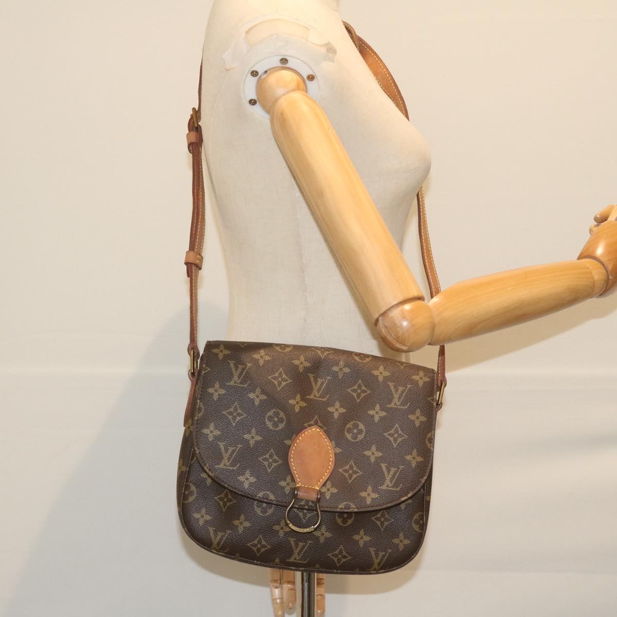 LOUIS VUITTON Monogram Saint Cloud GM Shoulder Bag M51242 LV Auth ar10978B