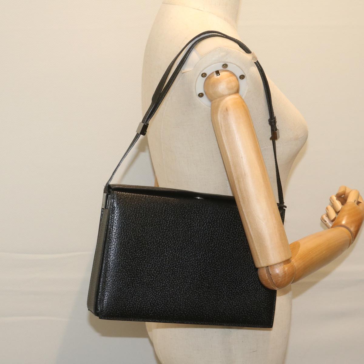 GUCCI Shoulder Bag Leather Black Auth ar11004