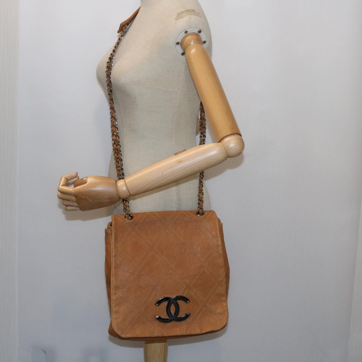 CHANEL Wild Stitch Chain Shoulder Bag Leather Brown CC Auth ar11059