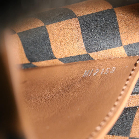 LOUIS VUITTON Damier Versette Vertical Hand Bag White Black N60273 Auth ar11067S