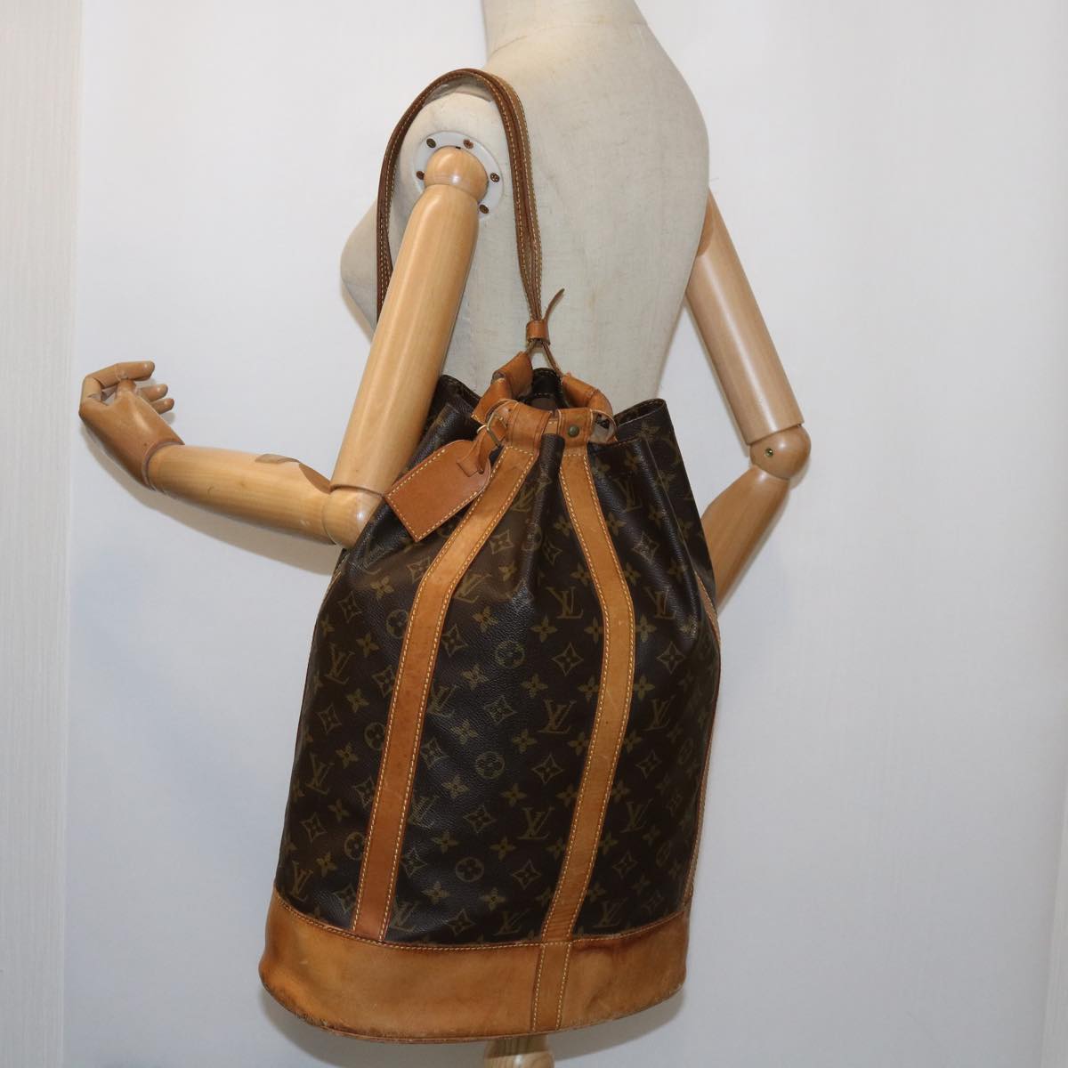 LOUIS VUITTON Monogram Randonnee GM Shoulder Bag M42244 LV Auth ar11167B