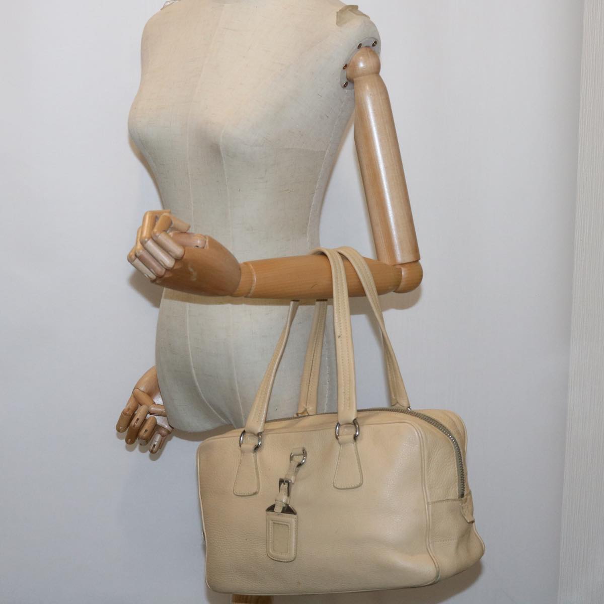 PRADA Shoulder Bag Leather Beige Auth ar11183B