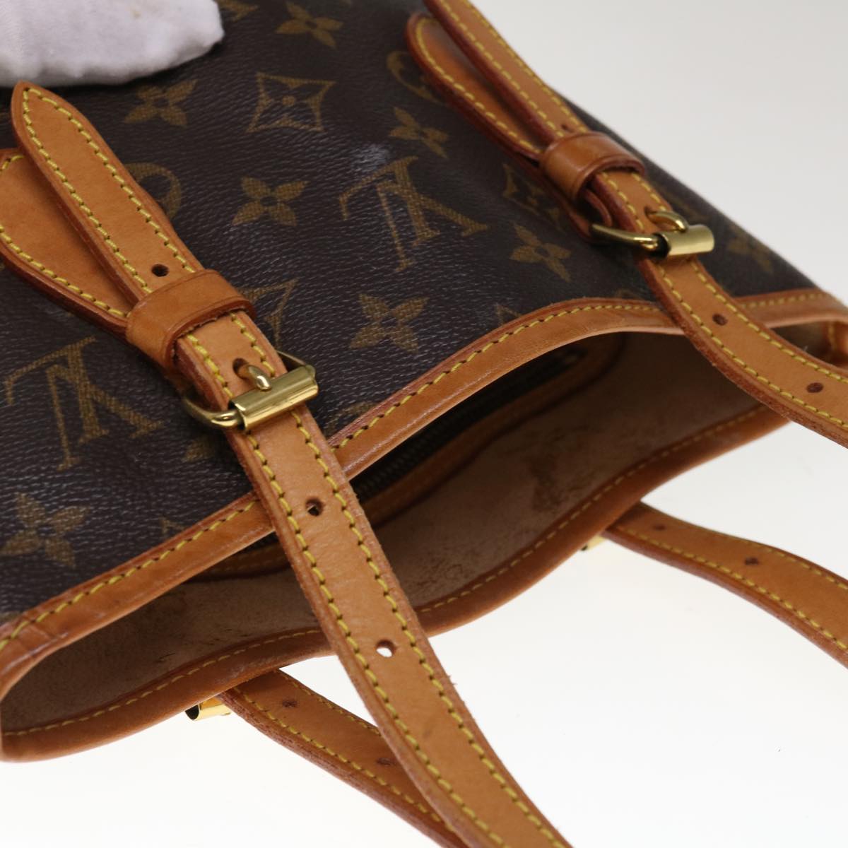 LOUIS VUITTON Monogram Bucket PM Shoulder Bag M42238 LV Auth ar11341