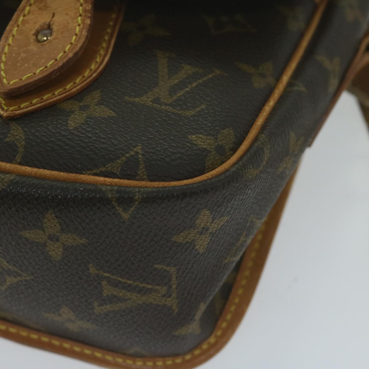 LOUIS VUITTON Monogram Gibeciere MM Shoulder Bag M42247 LV Auth ar11345