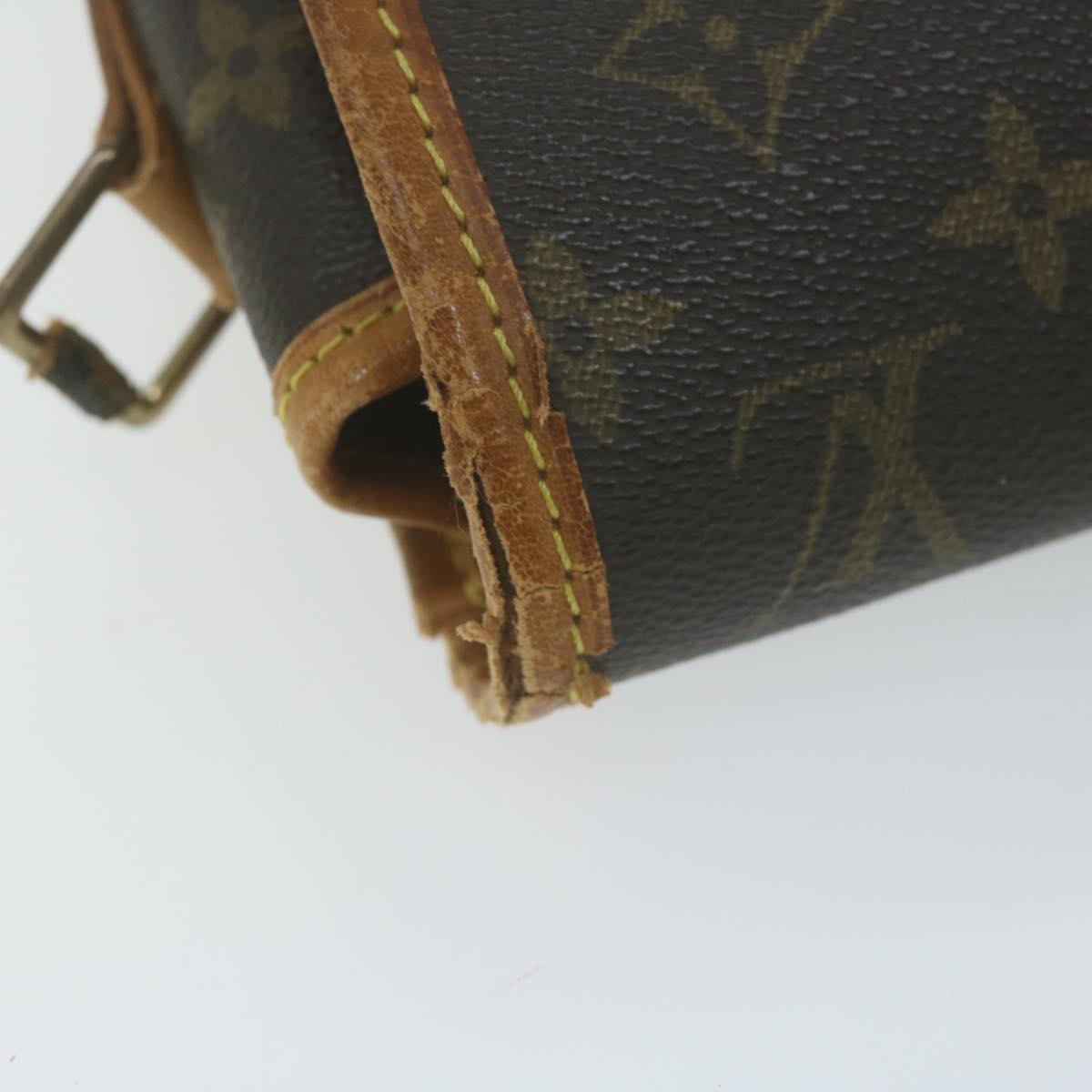 LOUIS VUITTON Monogram Gibeciere MM Shoulder Bag M42247 LV Auth ar11345