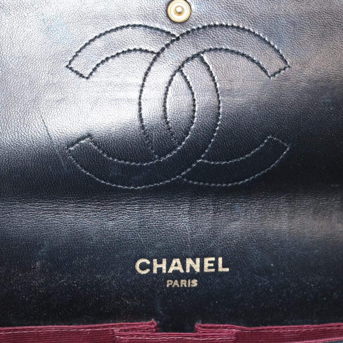 CHANEL Matelasse Turn Lock Chain Shoulder Bag Lamb Skin Black CC Auth ar11350