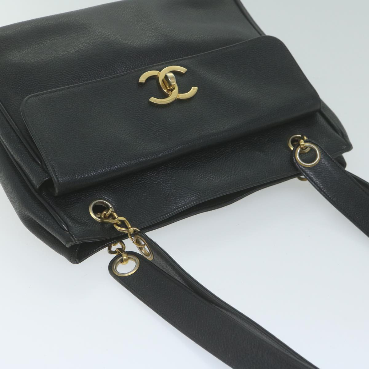 CHANEL Chain Turn Lock Shoulder Bag Caviar Skin Black CC Auth ar11351