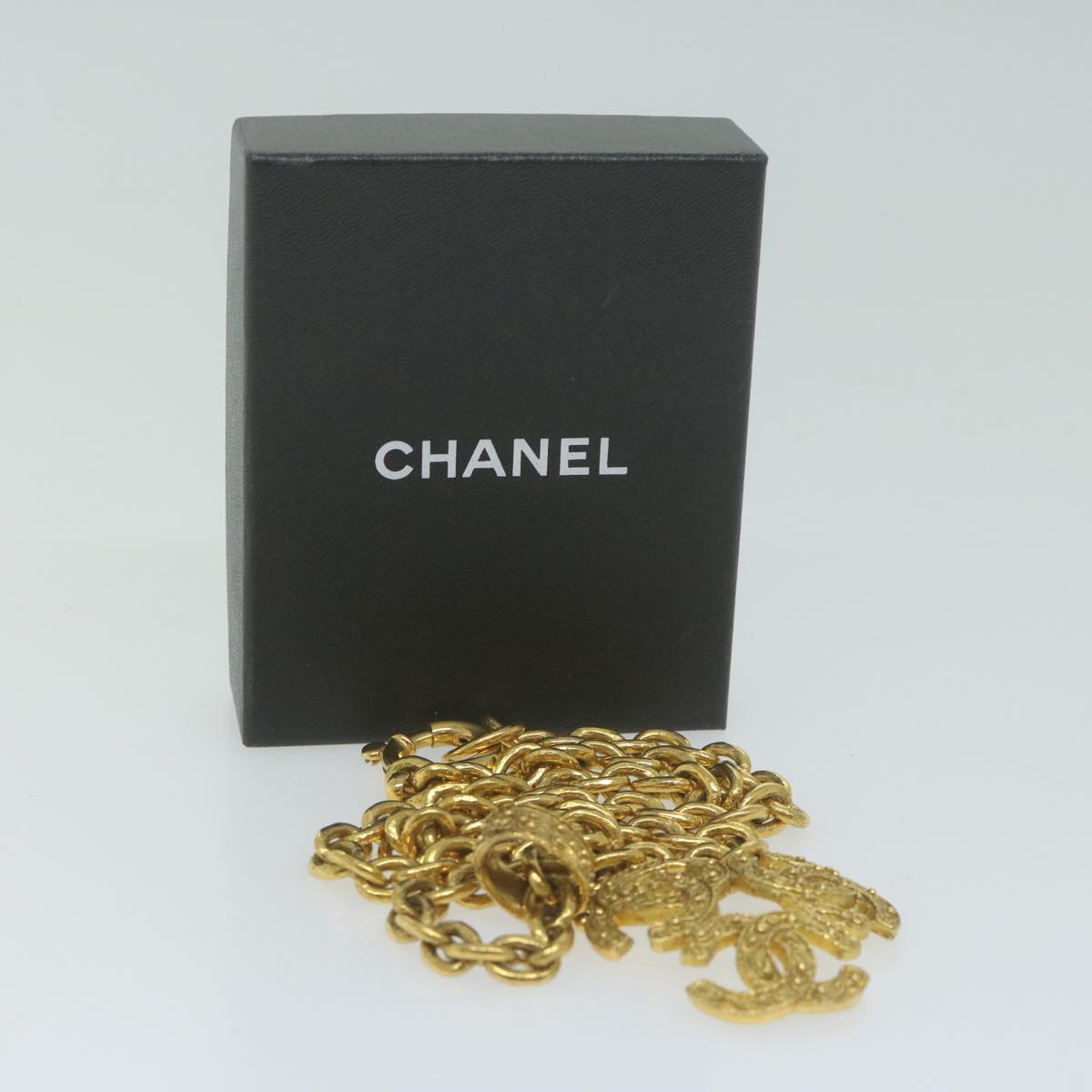 CHANEL COCO Mark Chain Necklace Gold CC Auth ar11353