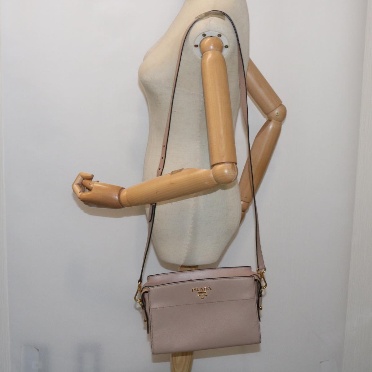 PRADA Shoulder Bag Safiano leather Pink Auth ar11354