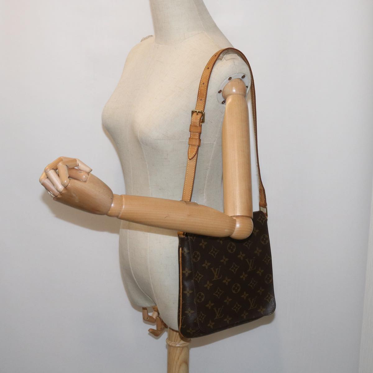 LOUIS VUITTON Monogram Musette Salsa Short Shoulder Bag M51258 LV Auth ar11358B