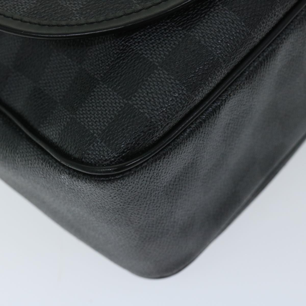 LOUIS VUITTON Damier Graphite Daniel GM Shoulder Bag N58033 LV Auth ar11370B