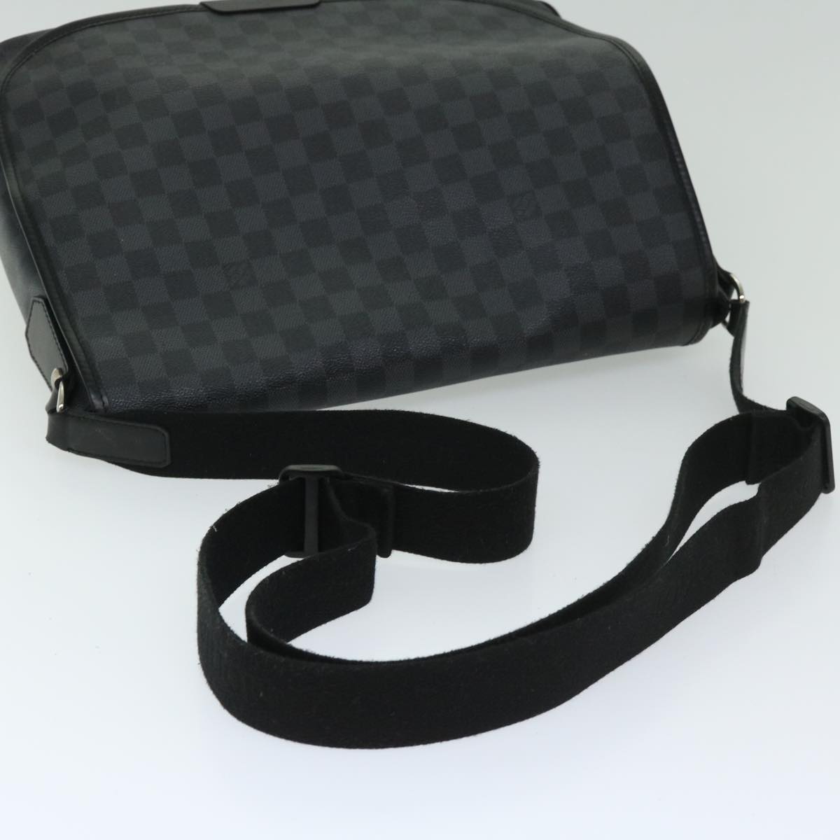 LOUIS VUITTON Damier Graphite Daniel GM Shoulder Bag N58033 LV Auth ar11370B