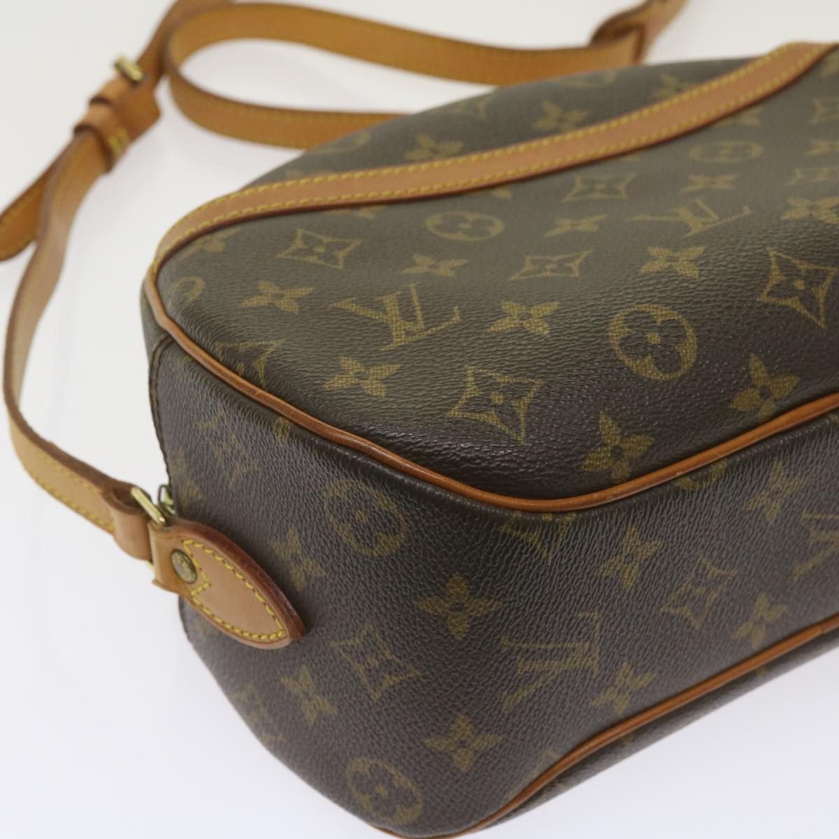 LOUIS VUITTON Monogram Blois Shoulder Bag M51221 LV Auth ar11381B