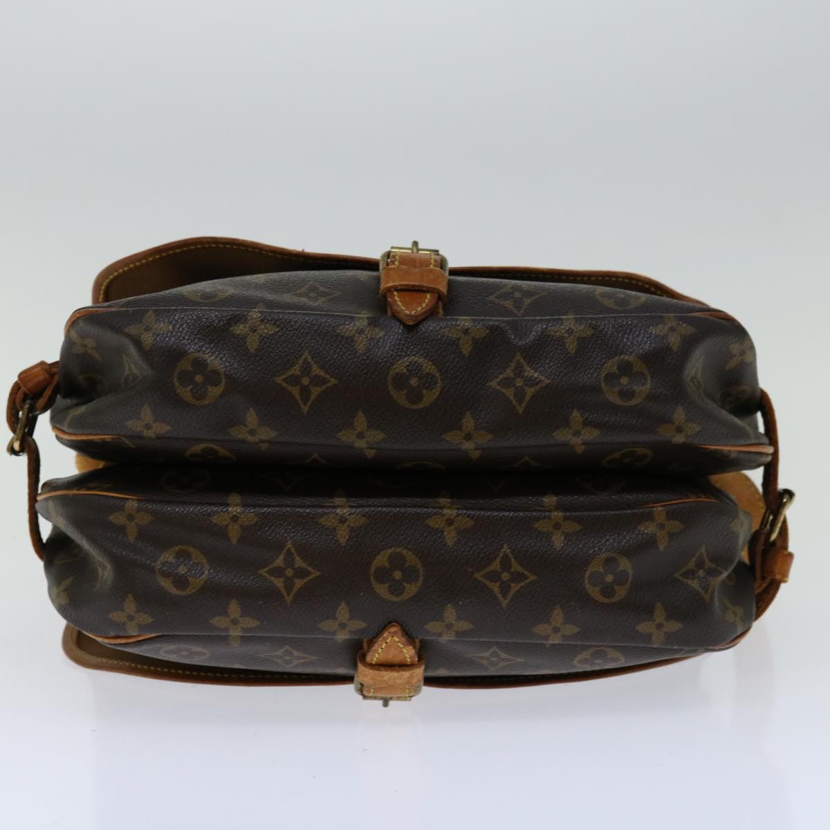 LOUIS VUITTON Monogram Saumur 30 Shoulder Bag M42256 LV Auth ar11406