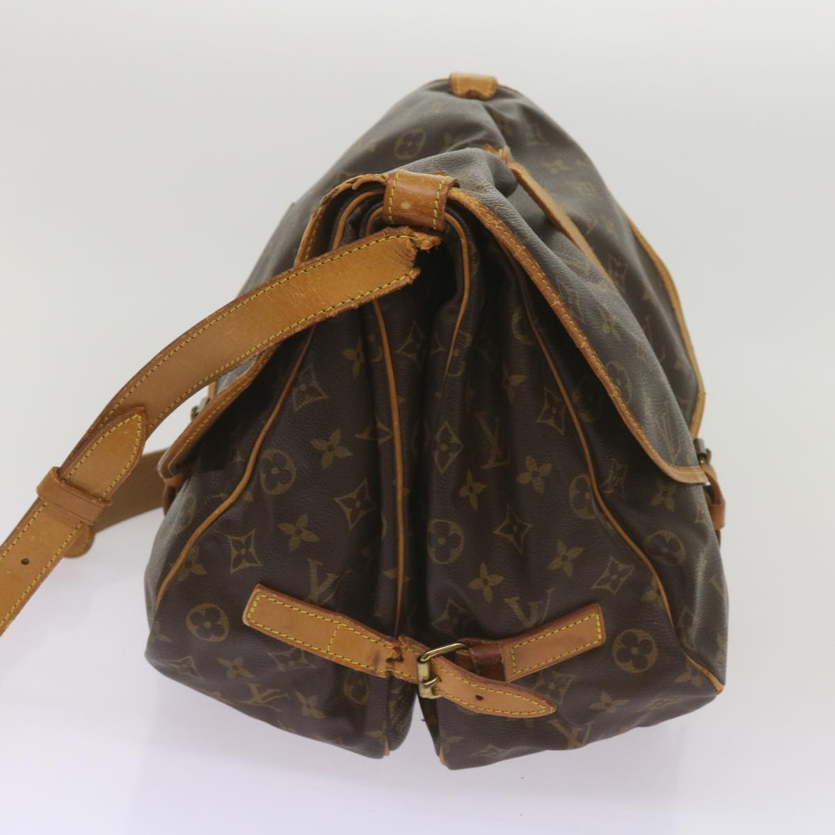 LOUIS VUITTON Monogram Saumur 35 Shoulder Bag M42254 LV Auth ar11407