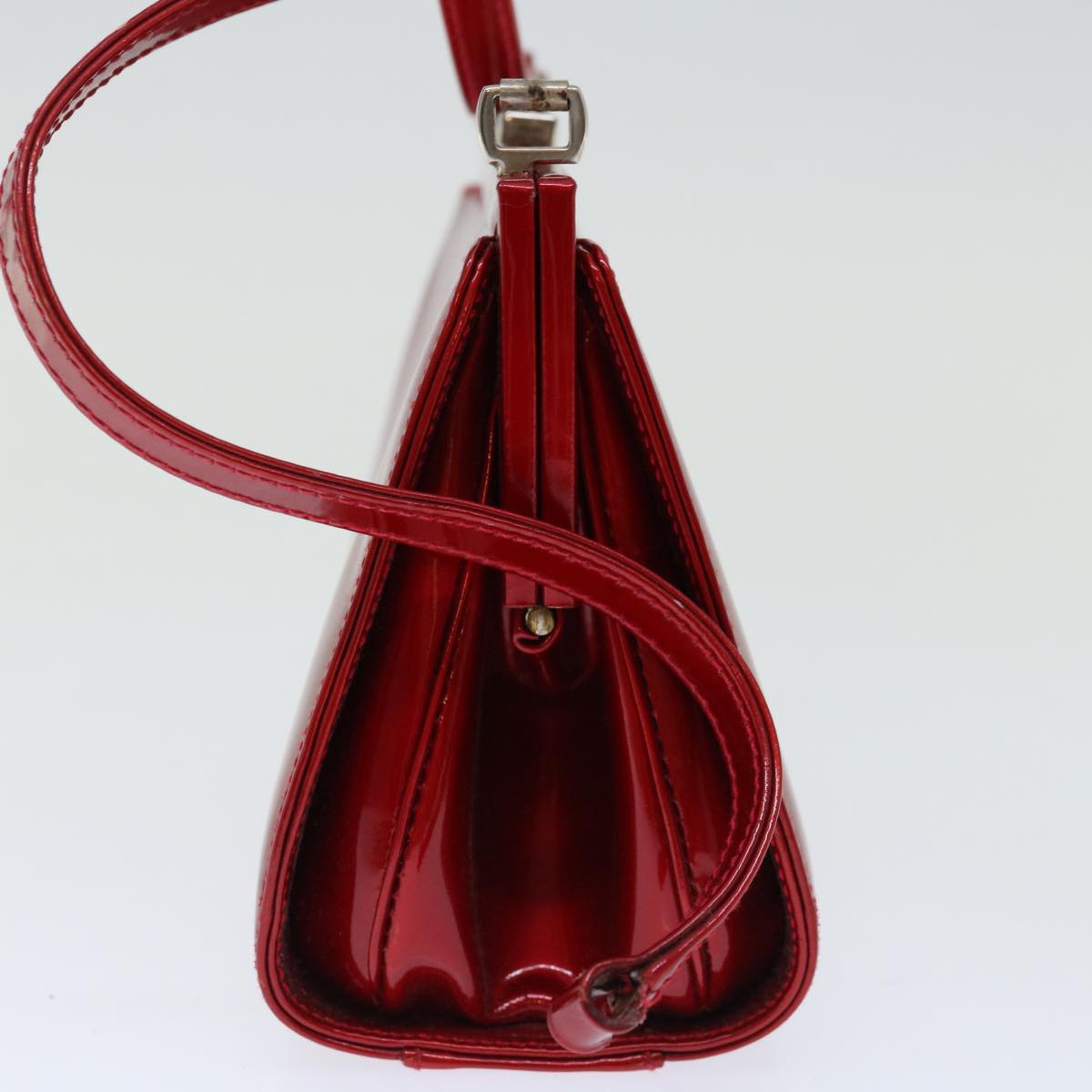 GUCCI Gamaguchi Shoulder Bag Patent leather Red Auth ar11424