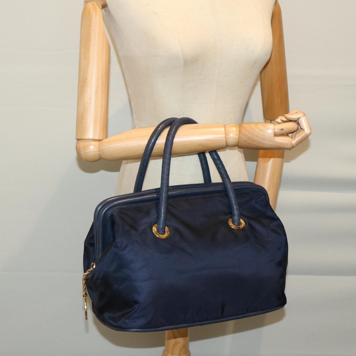 CELINE Circle Hand Bag Nylon Navy Auth ar11427