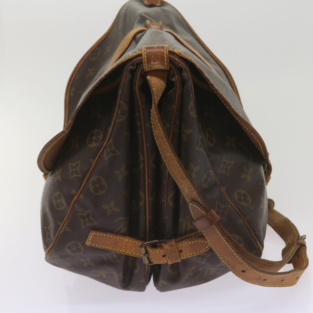 LOUIS VUITTON Monogram Saumur 35 Shoulder Bag M42254 LV Auth ar11433